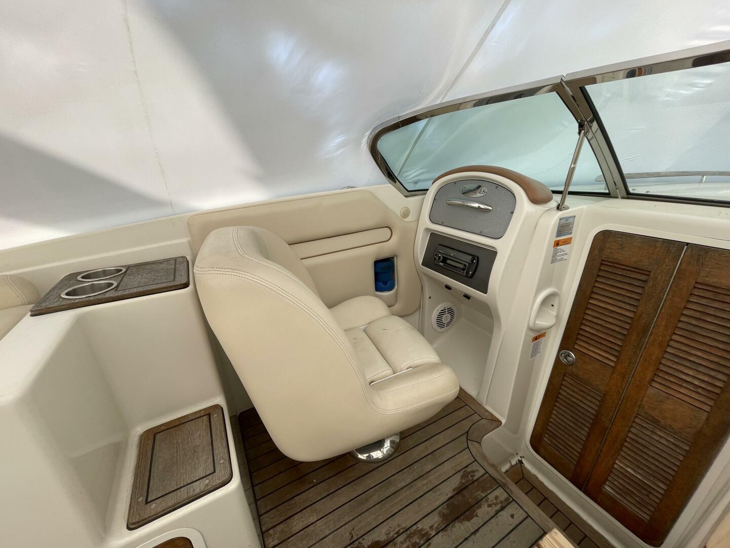 2009 Chris-Craft Corsair 28 Heritage Edition - Image 6