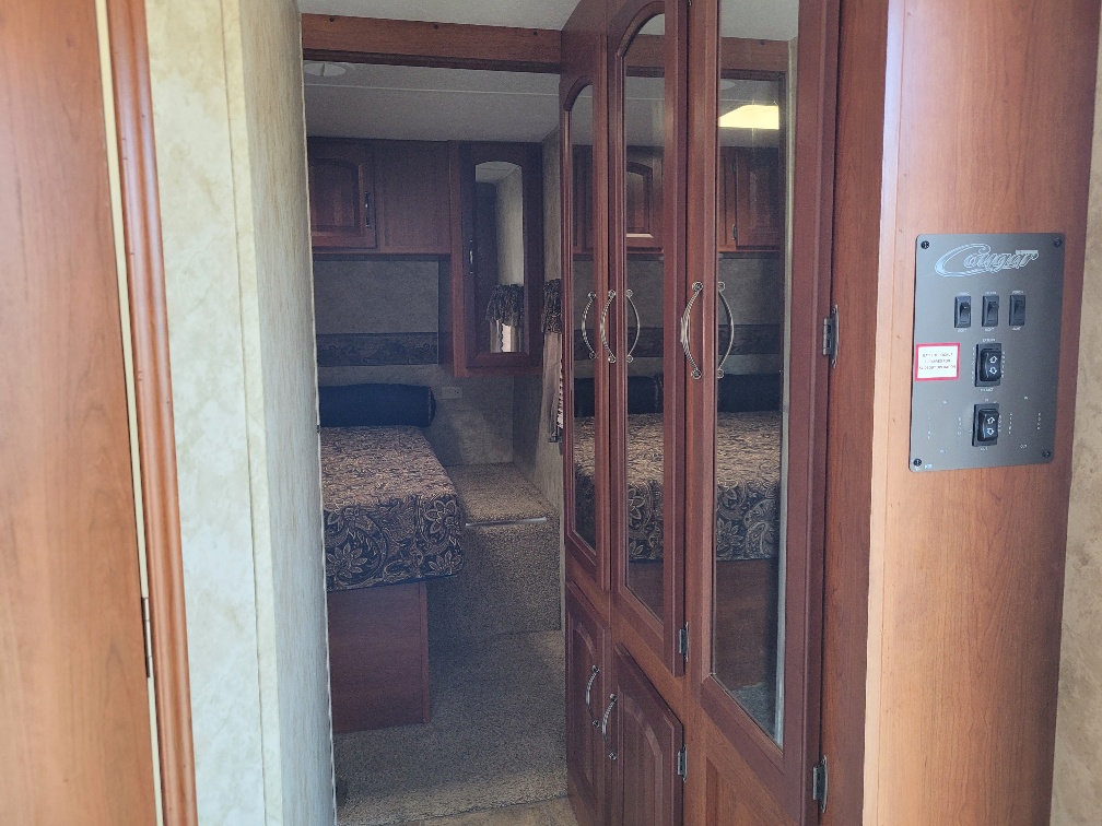 2012 Keystone Cougar XLite 30RKSWE - Image 14