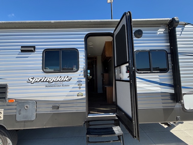 2018 SPRINGDALE SUMMERLAND 2960BH - Image 16