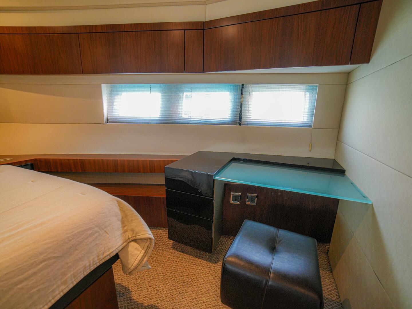 2014 Fairline 50 - Image 35