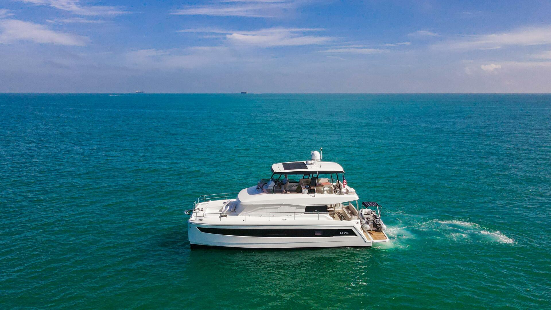 2022 Fountaine Pajot MY6 - Image 48