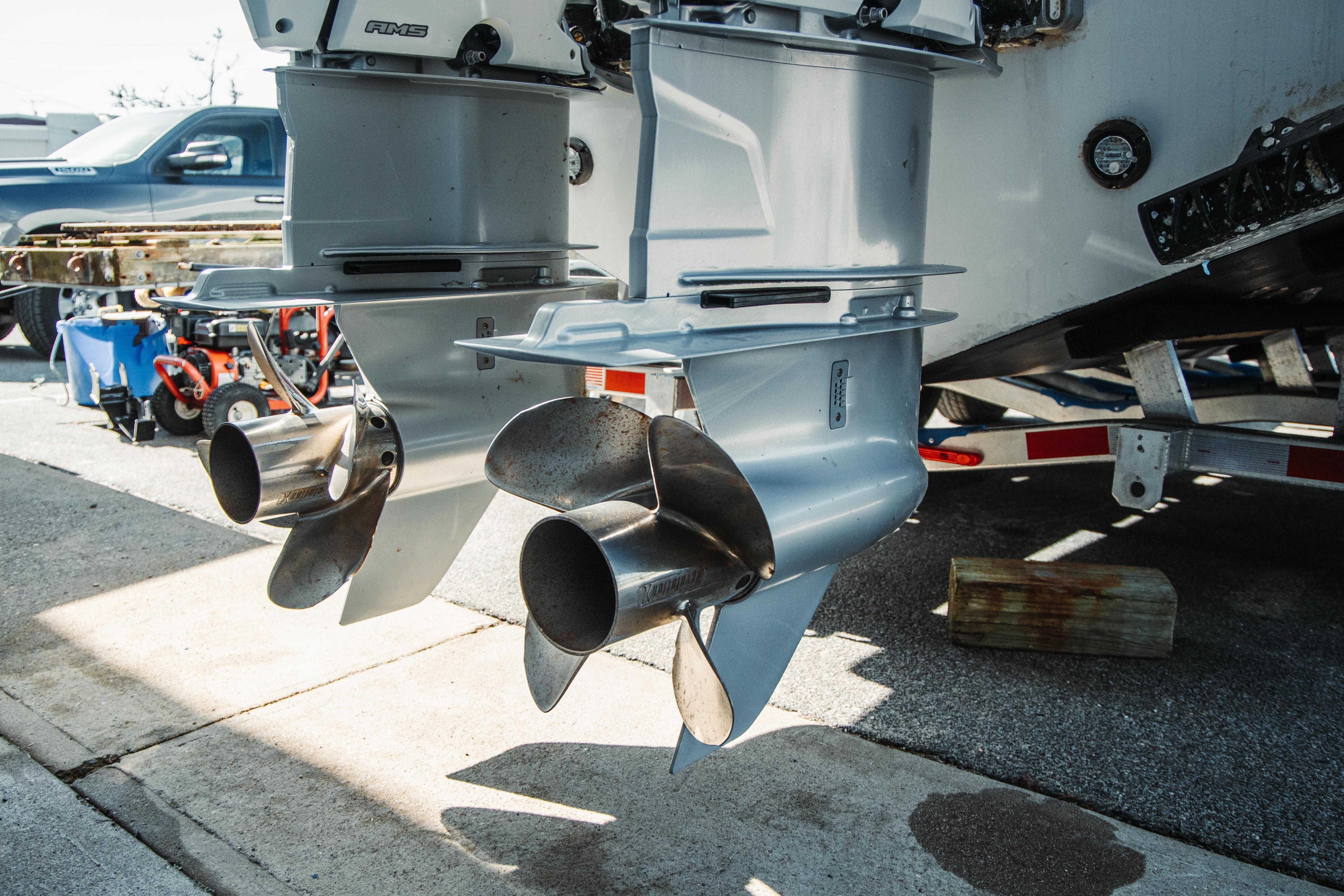 2024 Everglades 315 Center Console Standard - Image 71