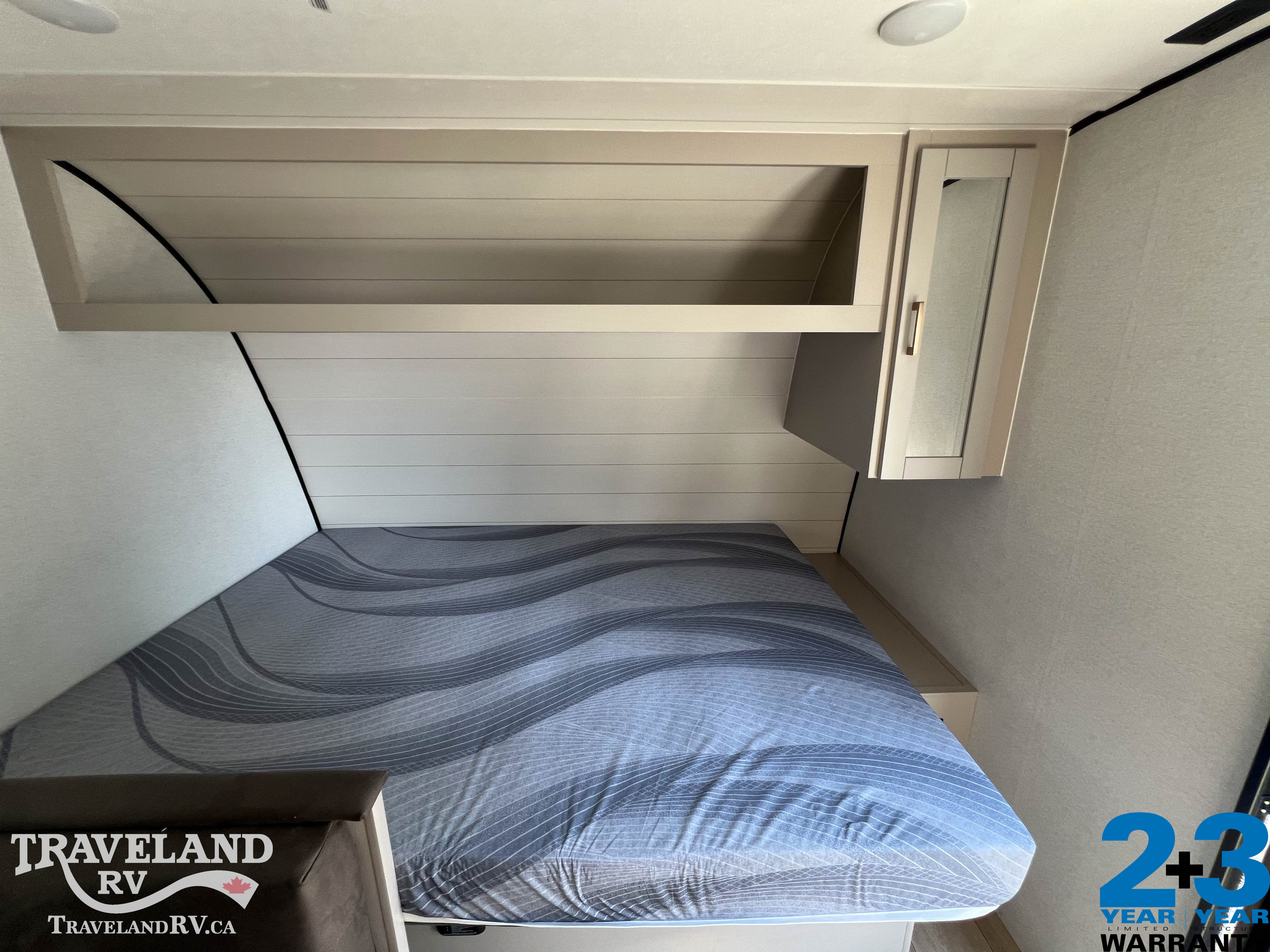 2027 Jayco Jay Feather Air SL 17BHSL - Image 16