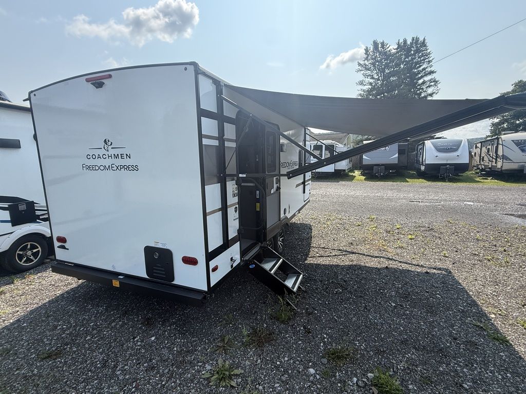 2027 Coachmen FET19SE-320 - Image 6
