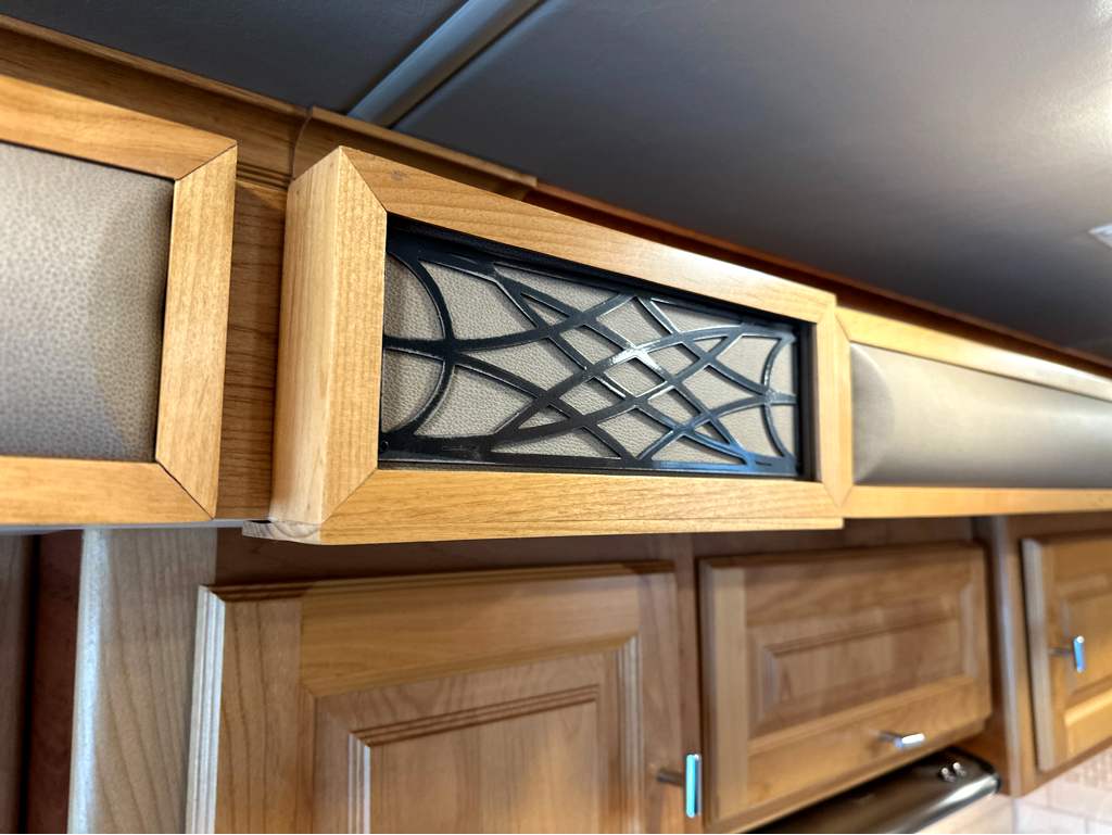 2018 TIFFIN ALLEGRO BREEZE 33 BR - Image 21
