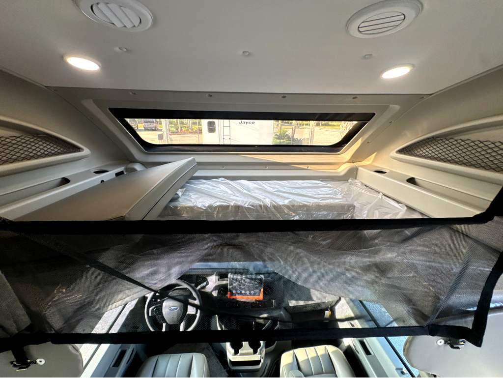 2027 JAYCO GREYHAWK 30Z - Image 29