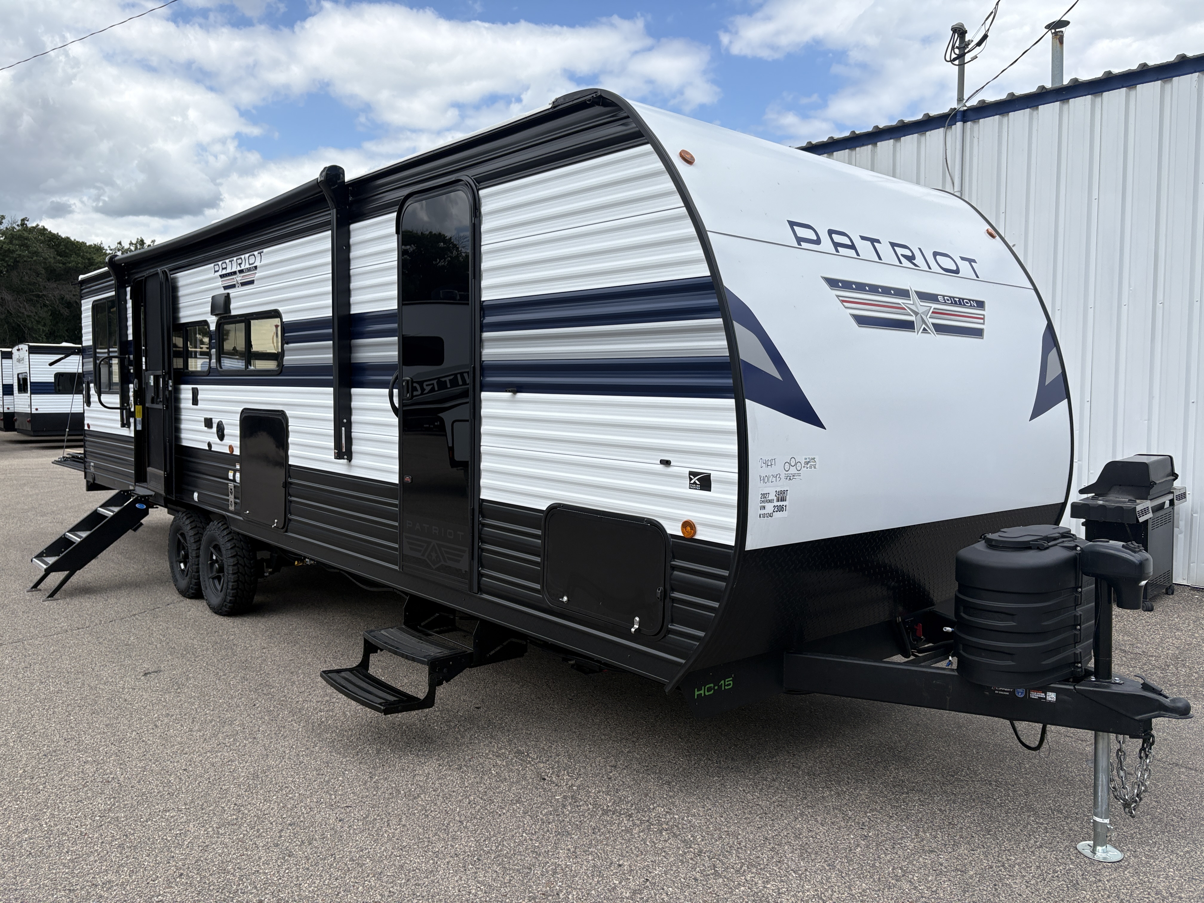 2027 Forest River Cherokee Grey Wolf 24RRT
