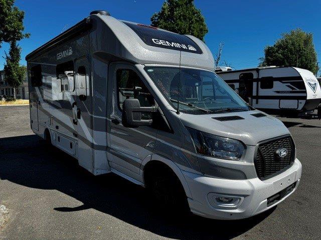 2027 Thor Motor Coach Gemini AWD 24KB - Image 1