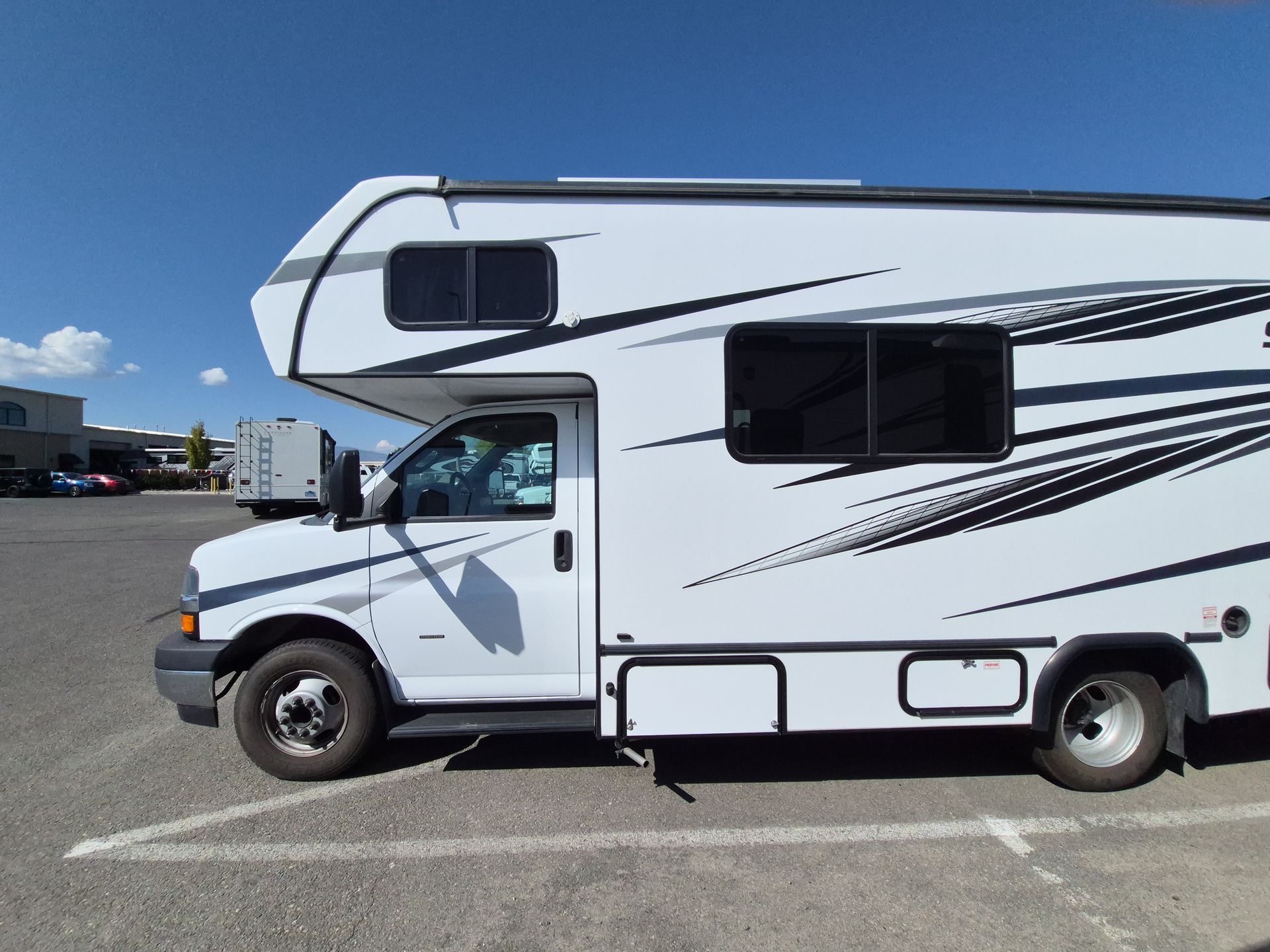 2023 Forest River Sunseeker LE 2350LE - Image 4