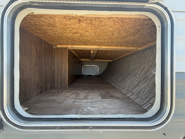 2018 Gulf Stream Innsbruck 276BHS - Image 6