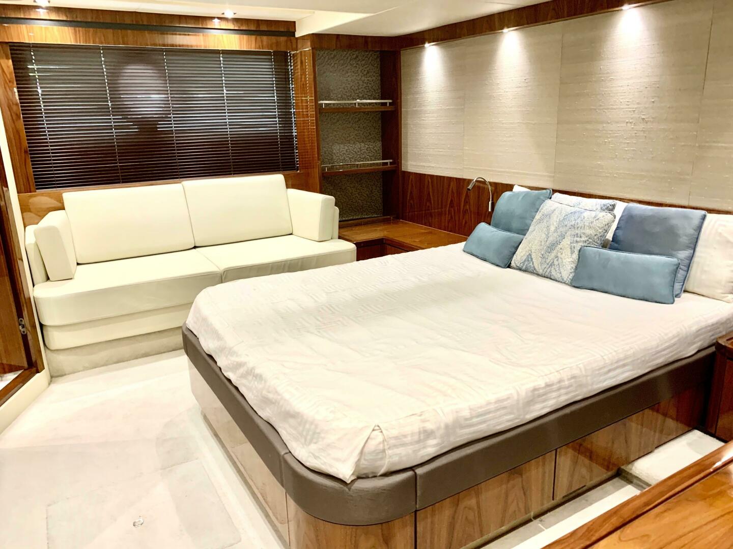 2016 Sunseeker Manhattan 65 - Image 14