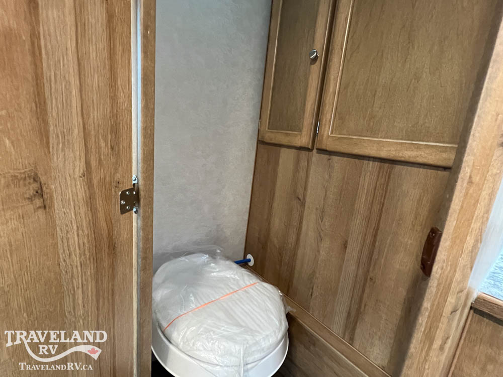 2027 Westland RV TRAVELAIRE 80W - Image 21