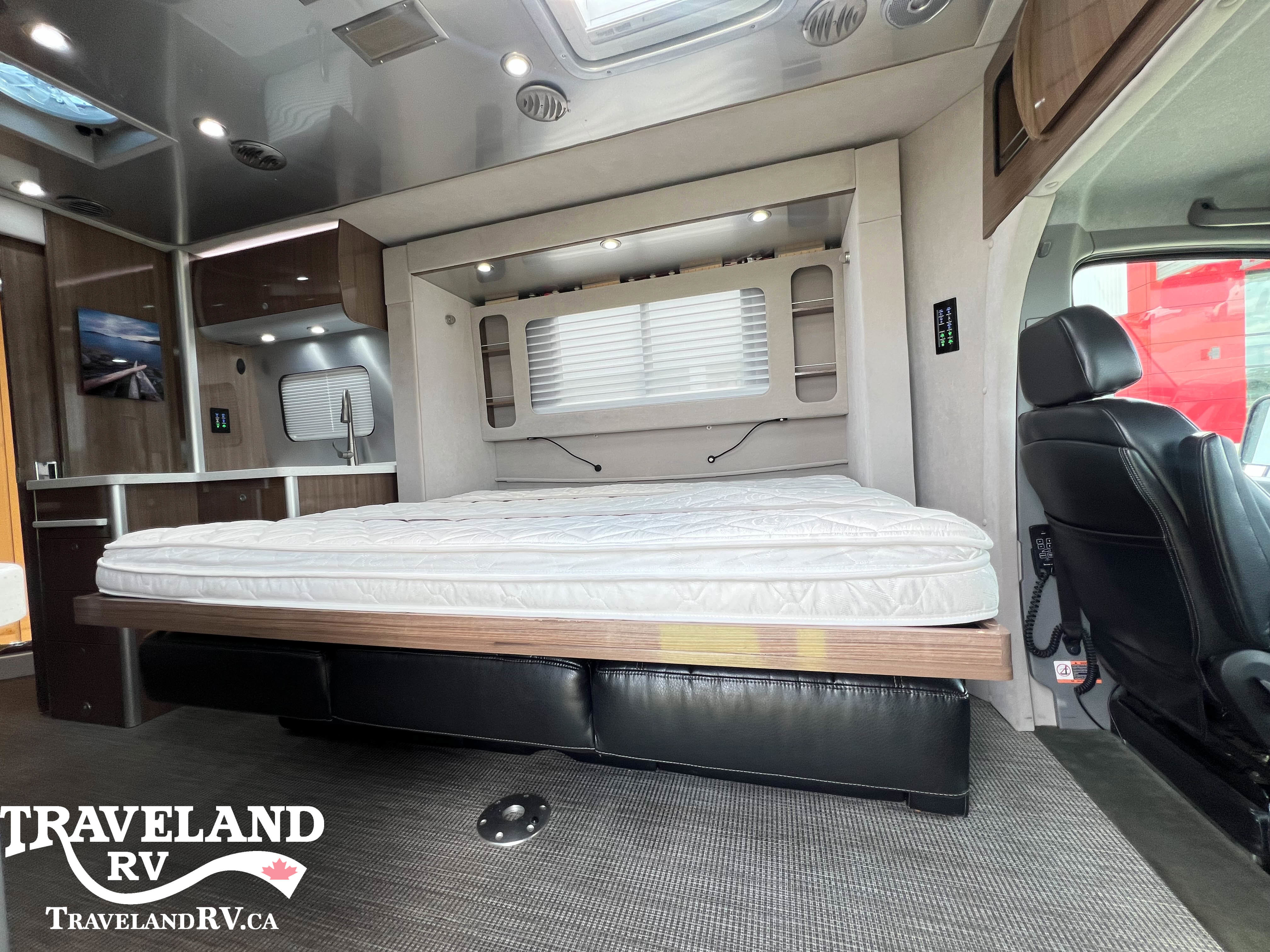 2019 Airstream Atlas Murphy Suite - Image 23