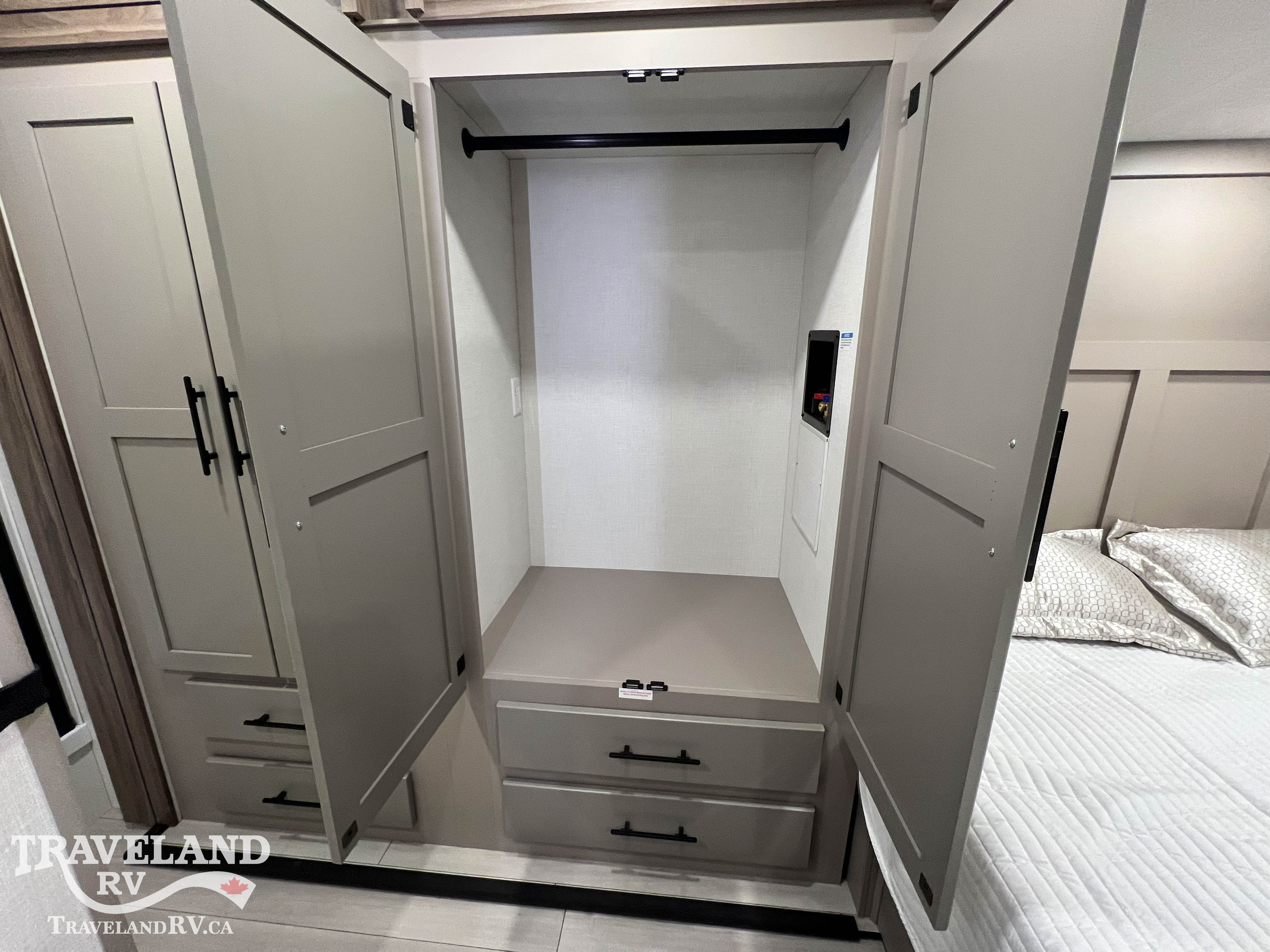 2026 KZ RV Connect C333RLK - Image 40