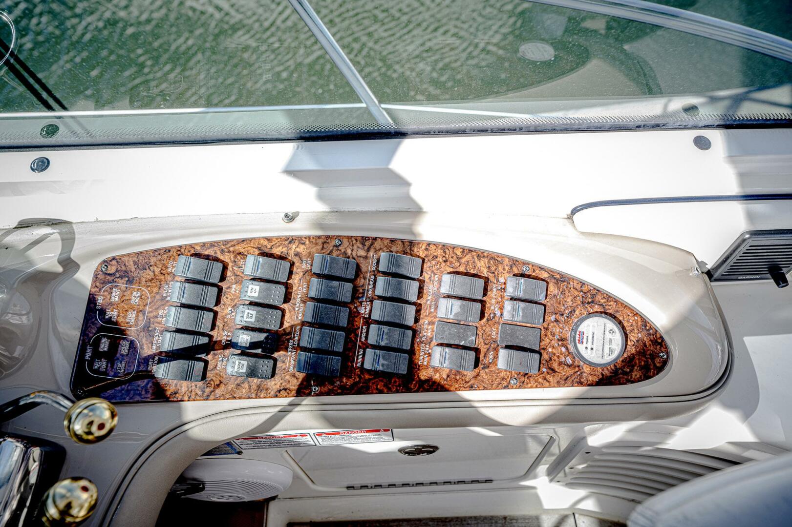 2005 Sea Ray 500 Sundancer - Image 46