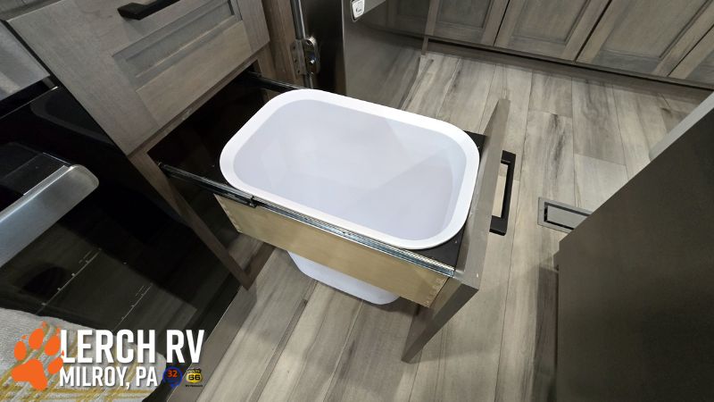 2026 KZ RV Durango Gold G384MSQ - Image 39