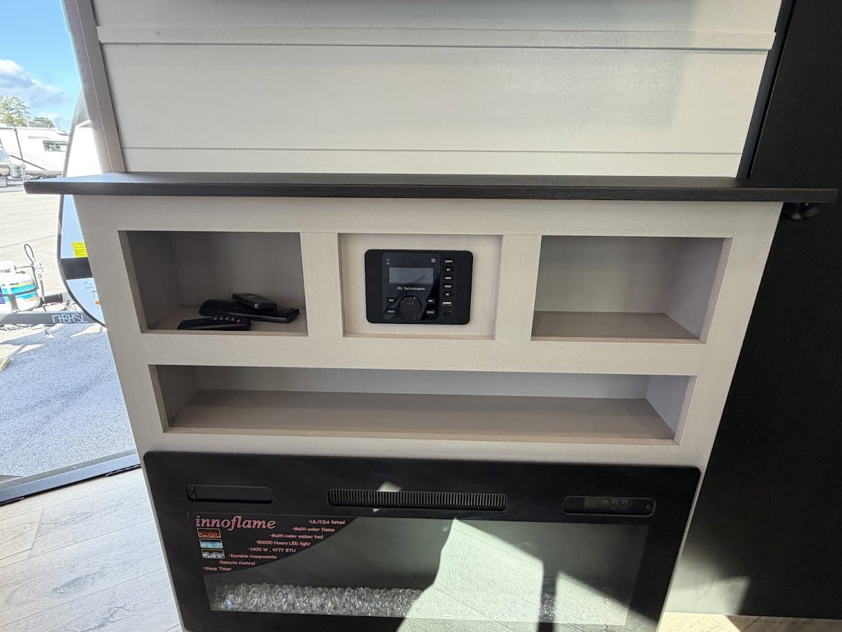 2026 JAYCO JAY FEATHER 24FK - Image 30