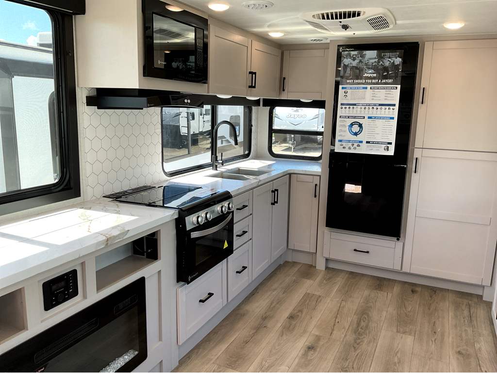 2026 JAYCO Jay Feather 30RKB - Image 19