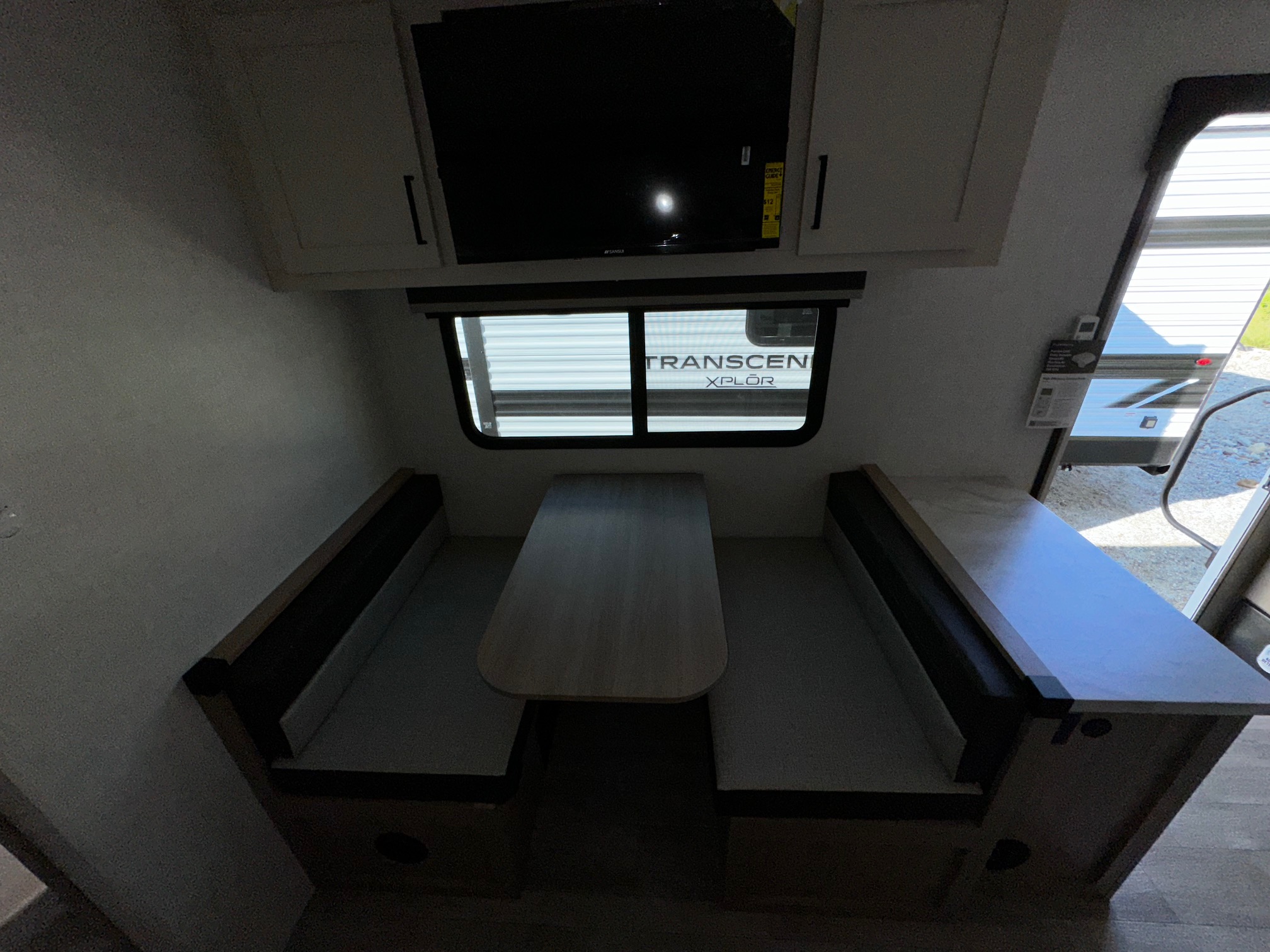 2027 Ember RV E-Series 24RLD - Image 14