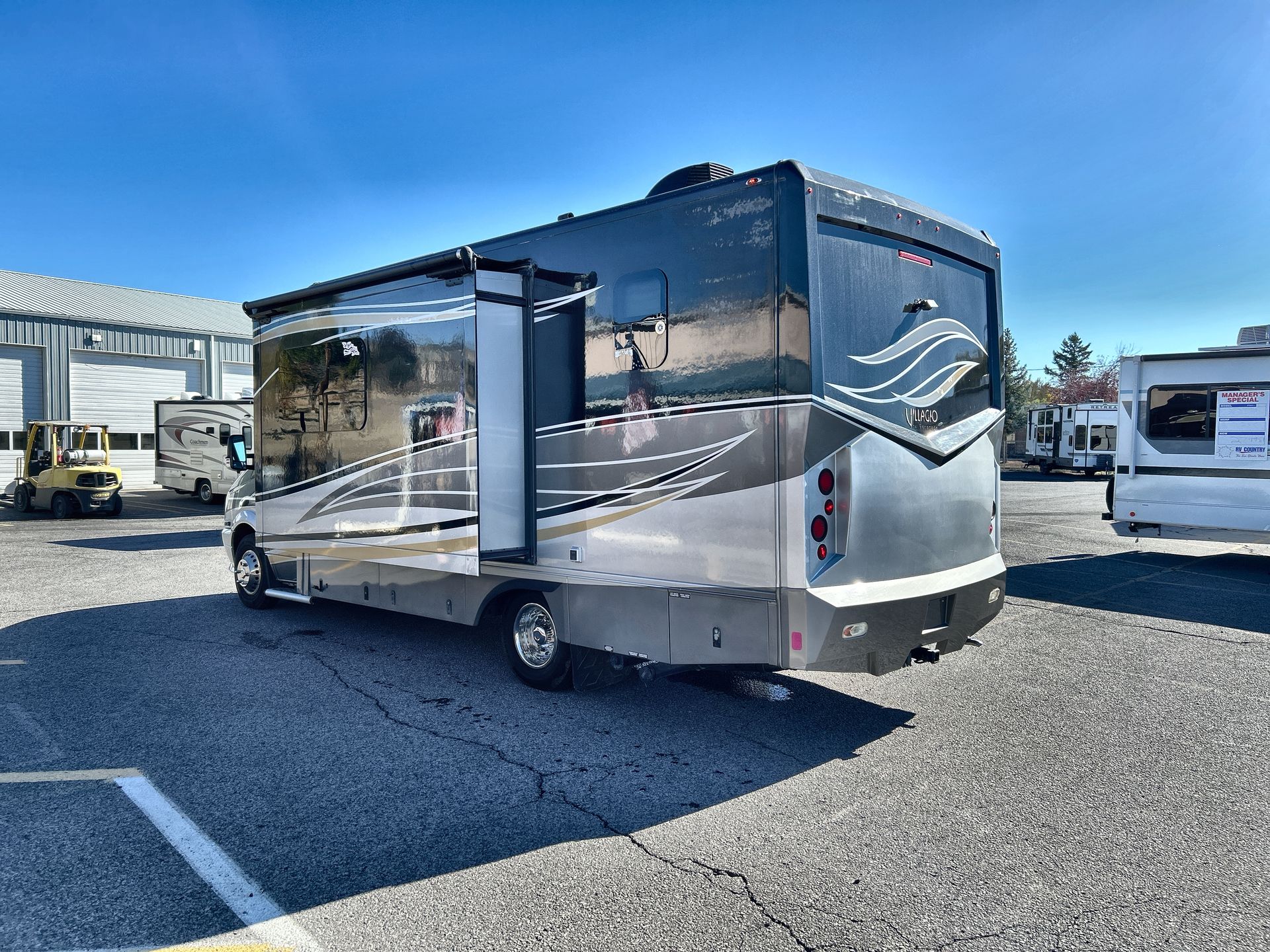 2014 Renegade Villagio 25RBS - Image 9