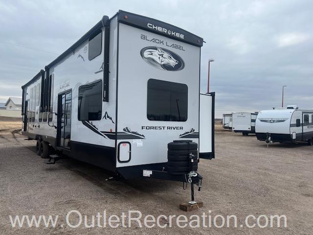 2025 Forest River Cherokee Timberwolf 39al