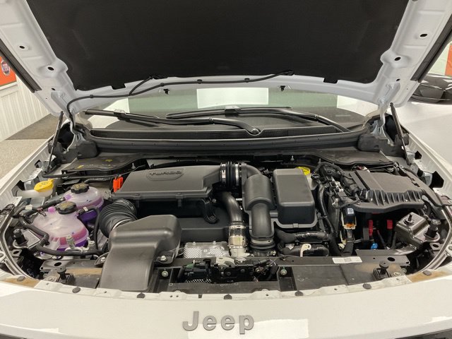 2026 Jeep Cherokee LAREDO 4X4 - Image 25