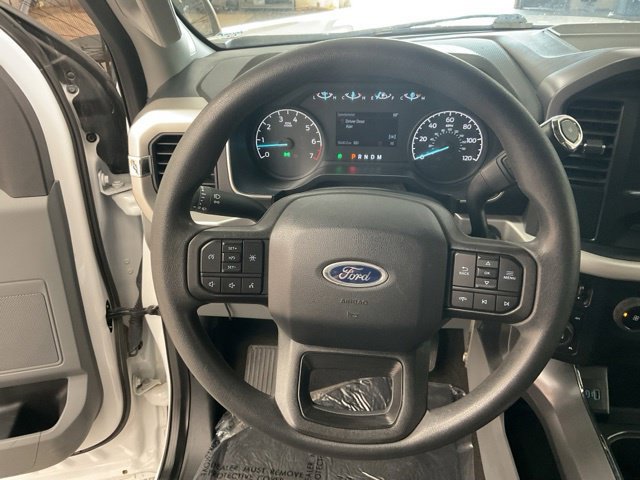 2022 Ford F150 Crew Cab XLT 4WD - Image 26
