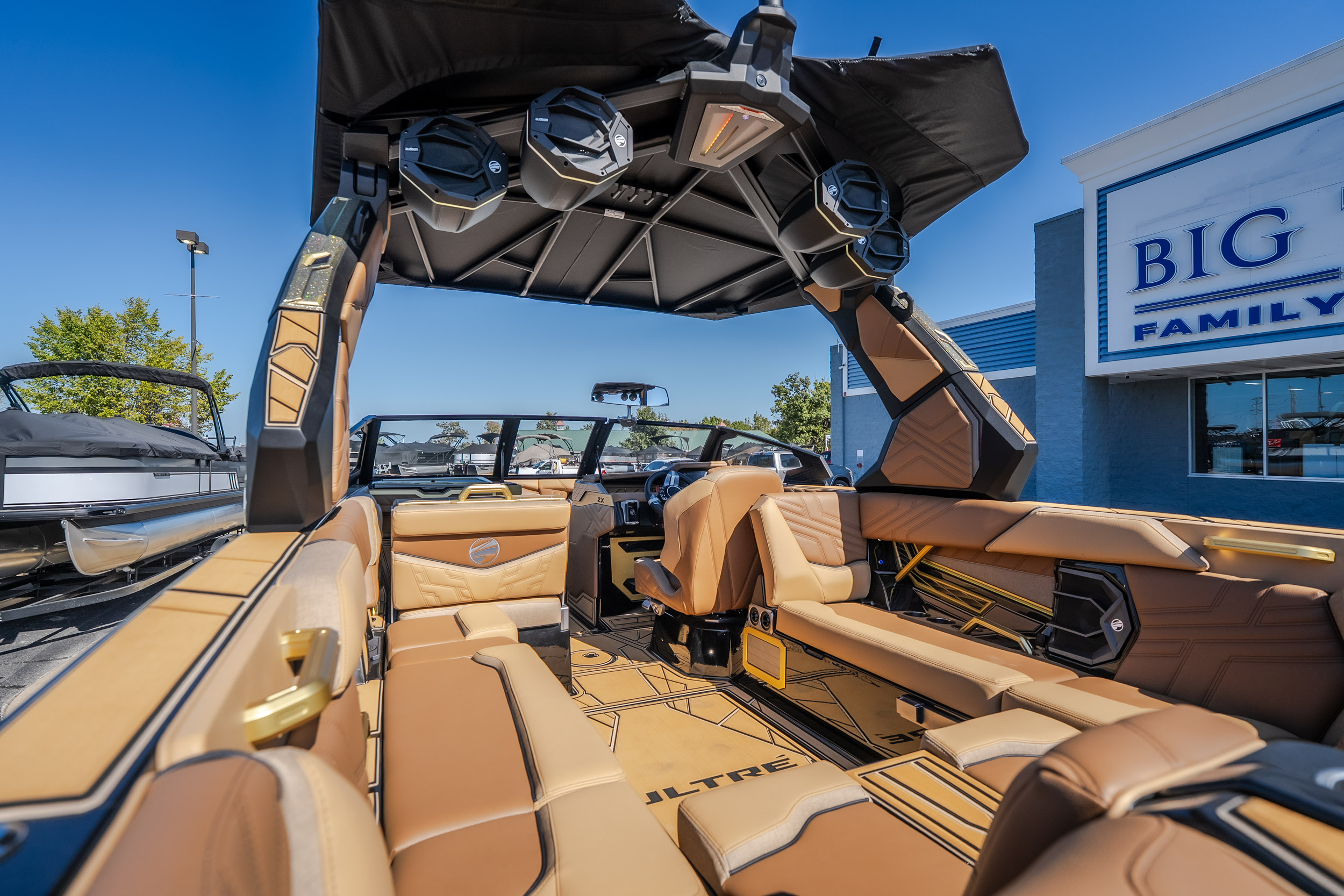 2027 Tigé Ultré 25ZX - Image 47