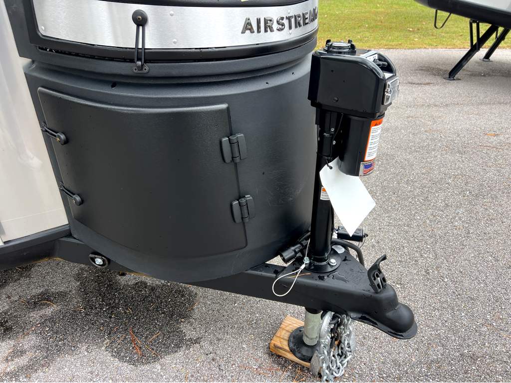 2026 AIRSTREAM Basecamp 20XE - Image 24