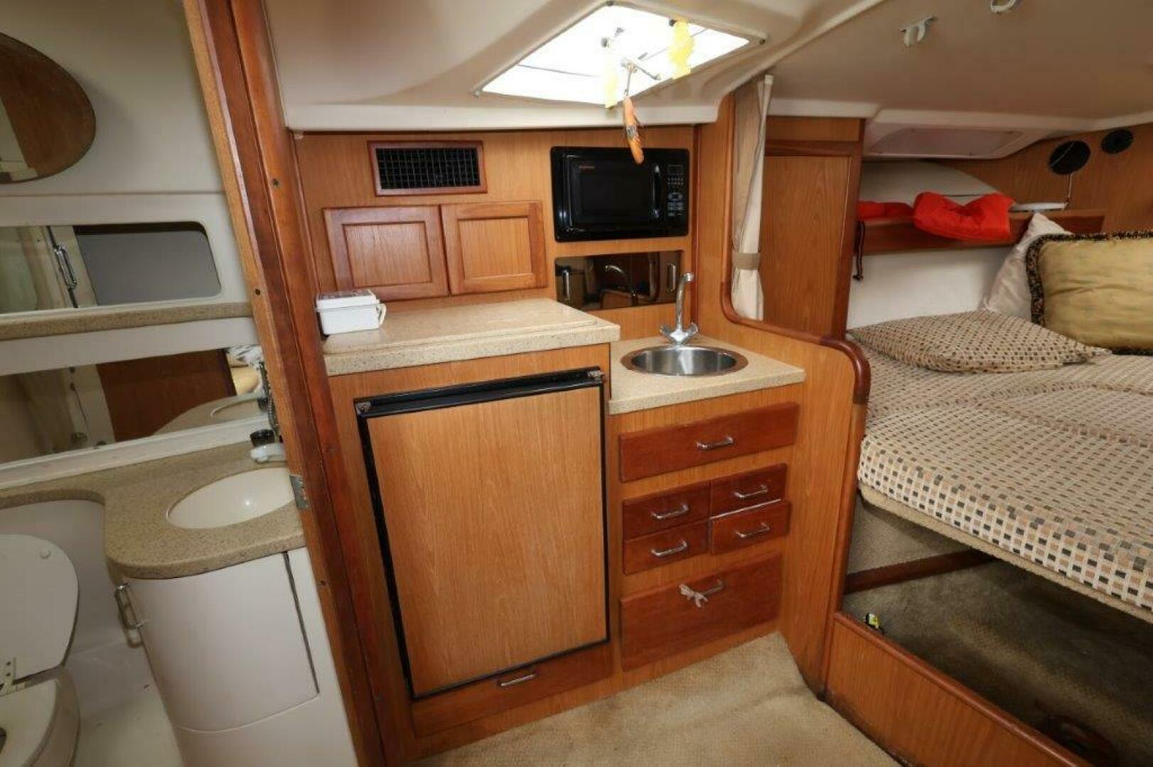2007 Luhrs 32 Open - Image 19