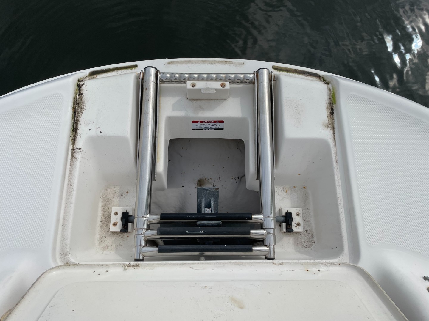 2005 Chaparral 236 Sunesta - Image 6