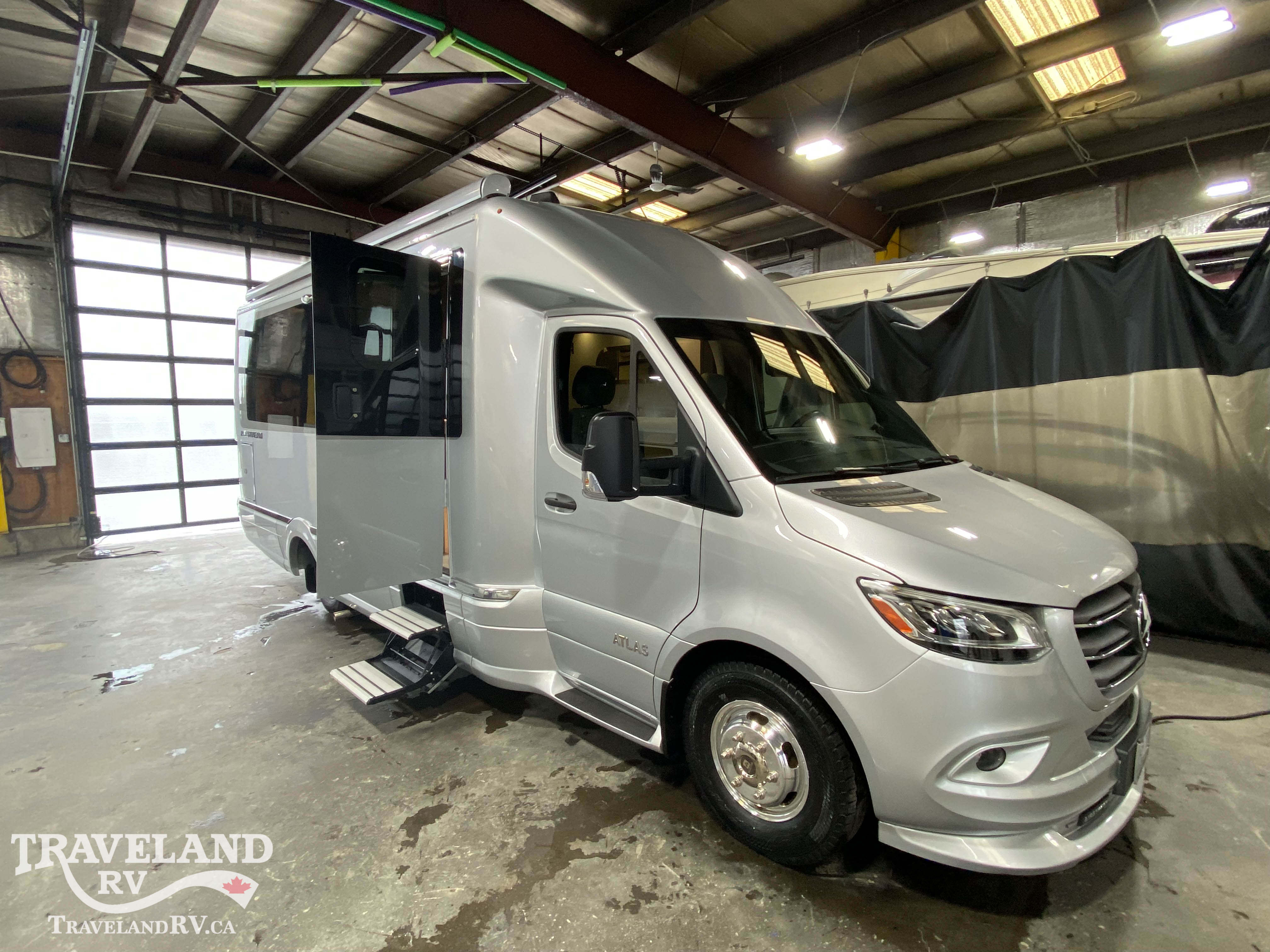 2023 AIRSTREAM ATLAS MURPHY SUITE E1 - Image 1