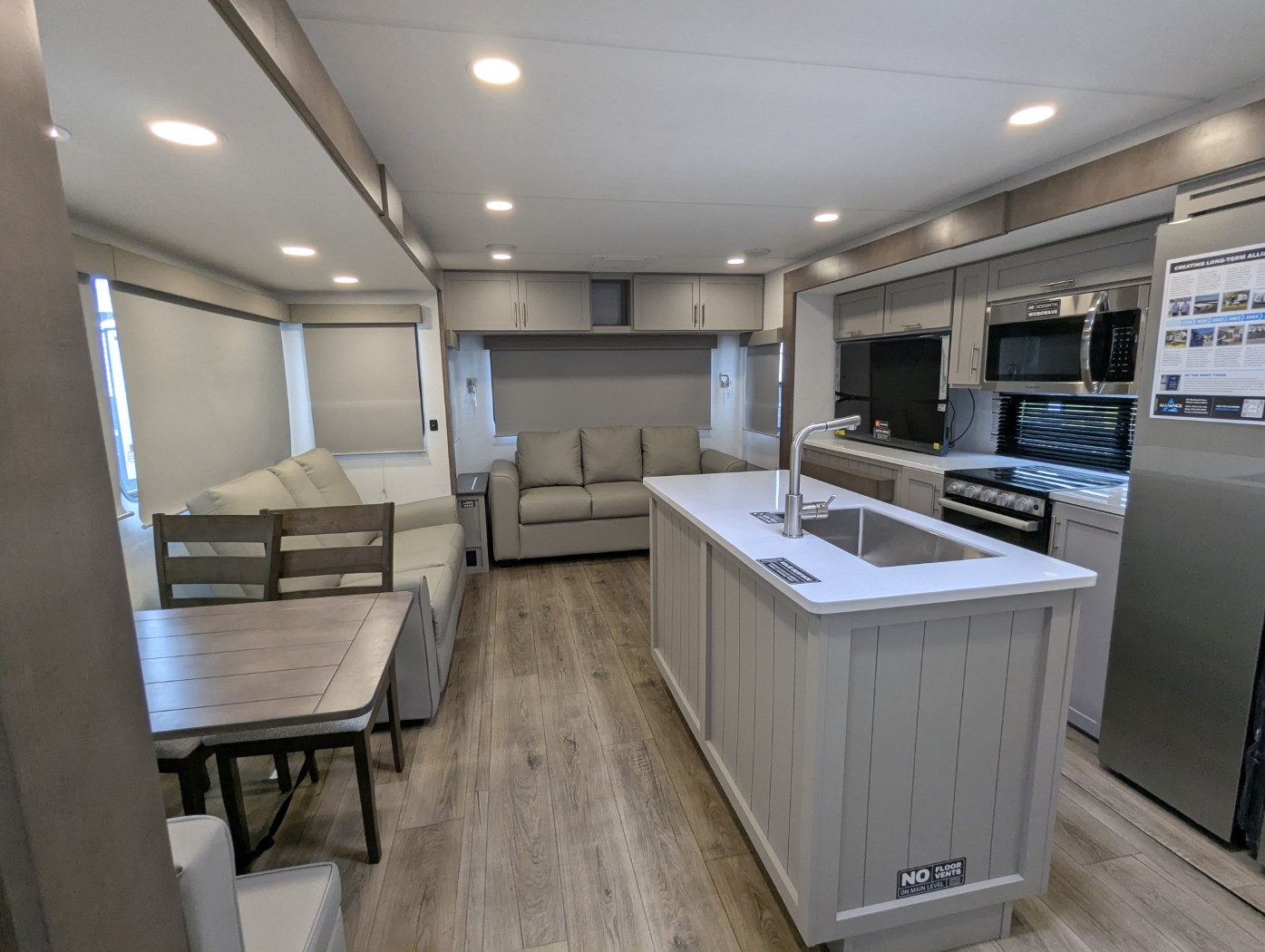 2026 Alliance RV Avenue 298RL - Image 14