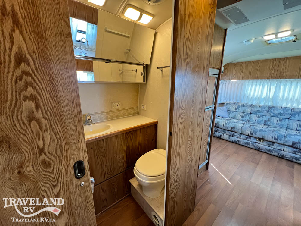 2001 AIRSTREAM SAFARI 25RBT - Image 27