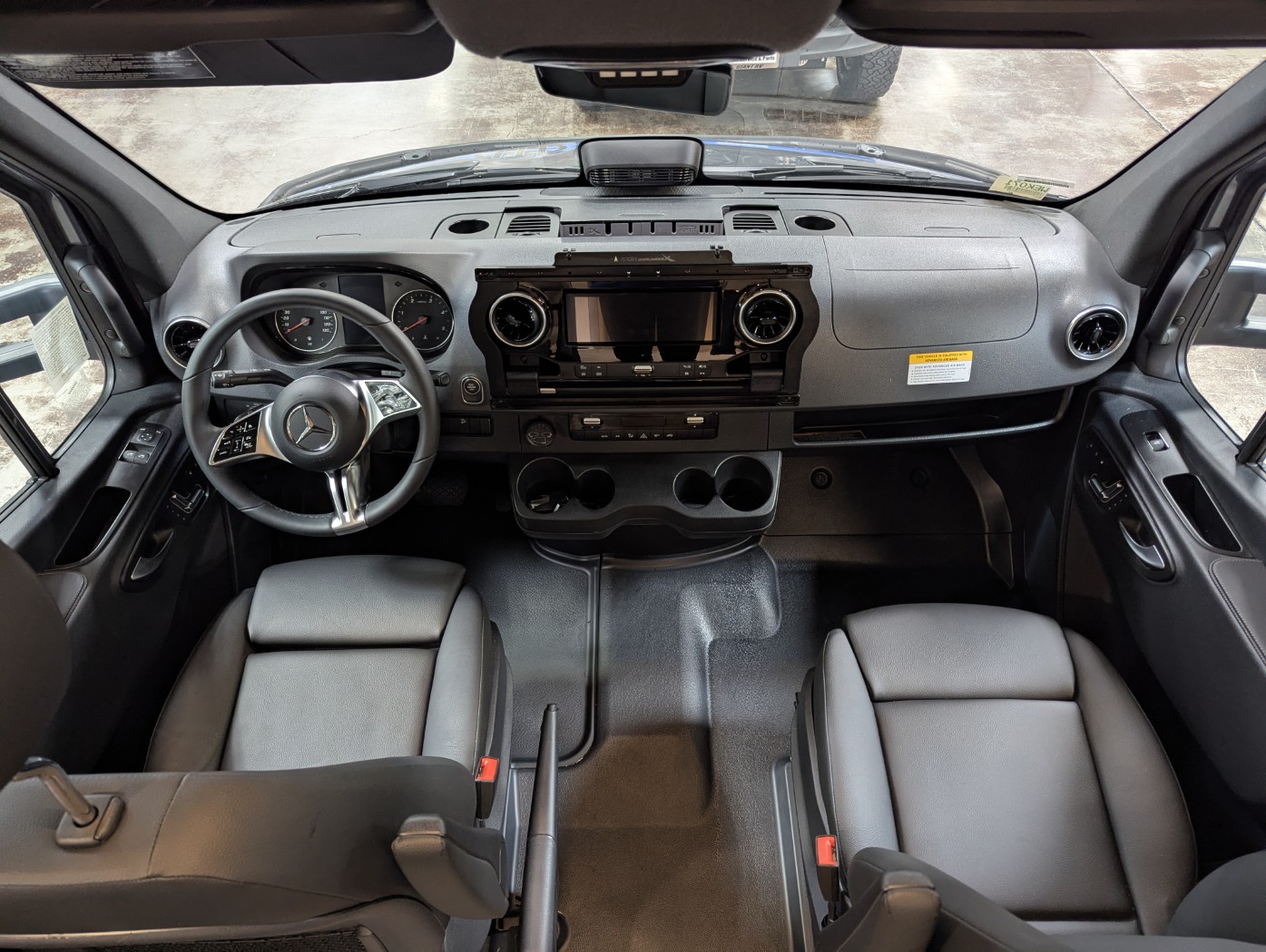 2026 Winnebago EKKO Sprinter 23B AWD - ATH Edition - Image 22