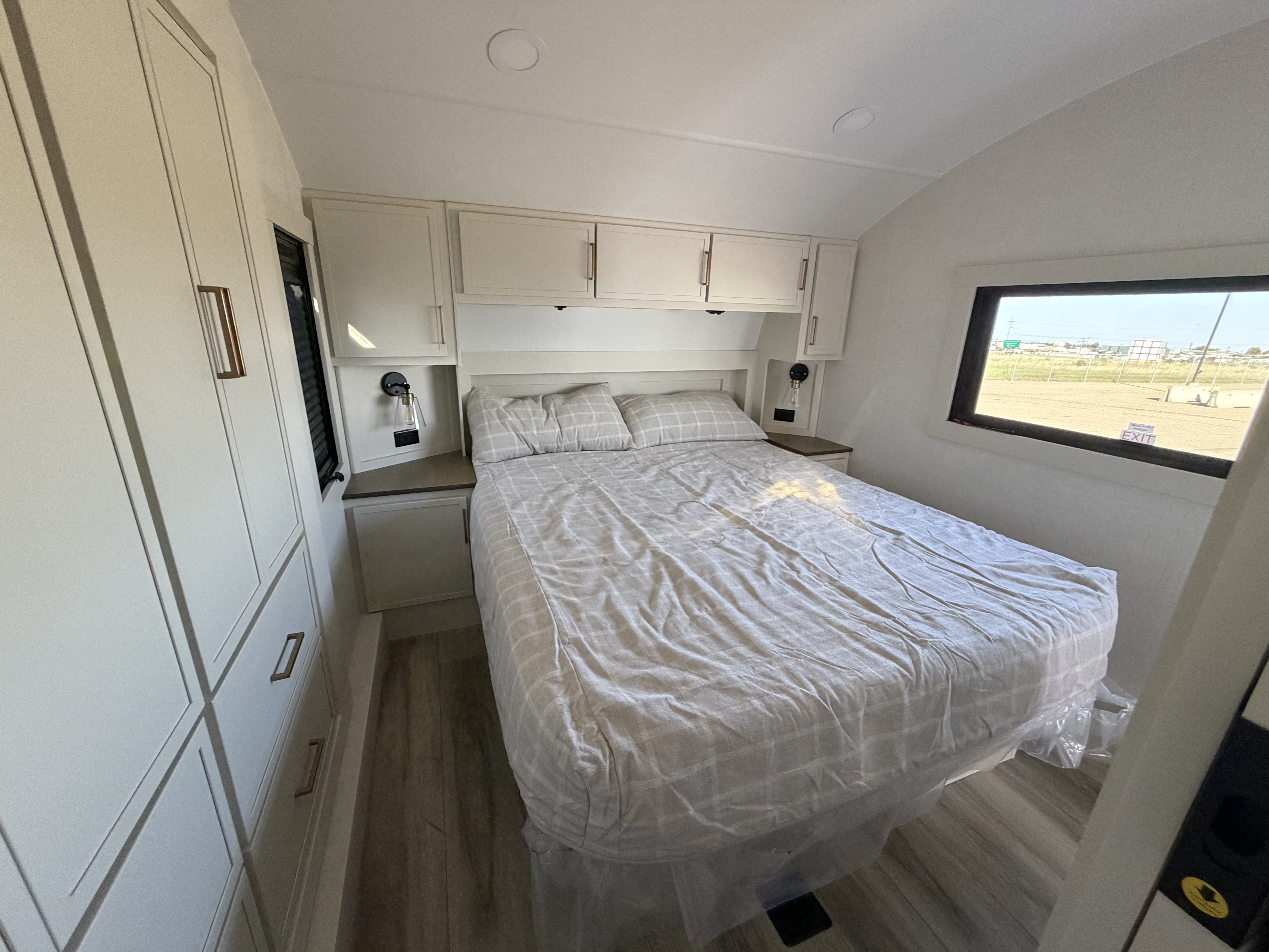 2027 Brinkley RV Model Z 2900 - Image 15