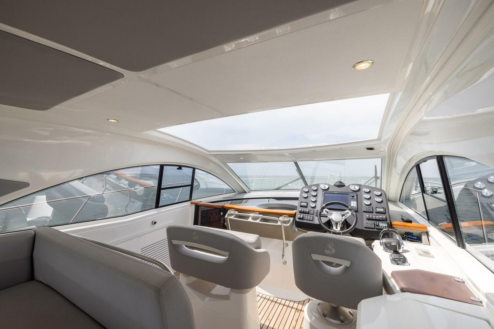 2014 Beneteau Gran Turismo 44 - Image 9