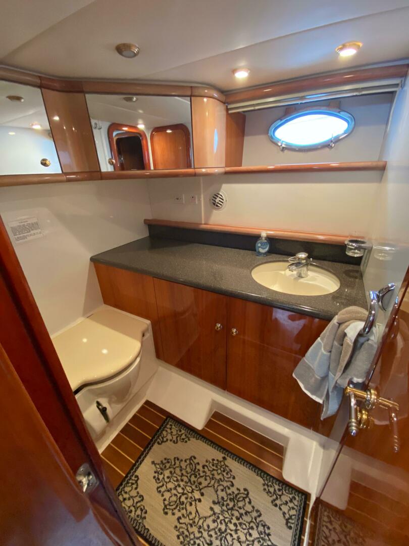 1998 Sunseeker 62 Manhattan - Image 41
