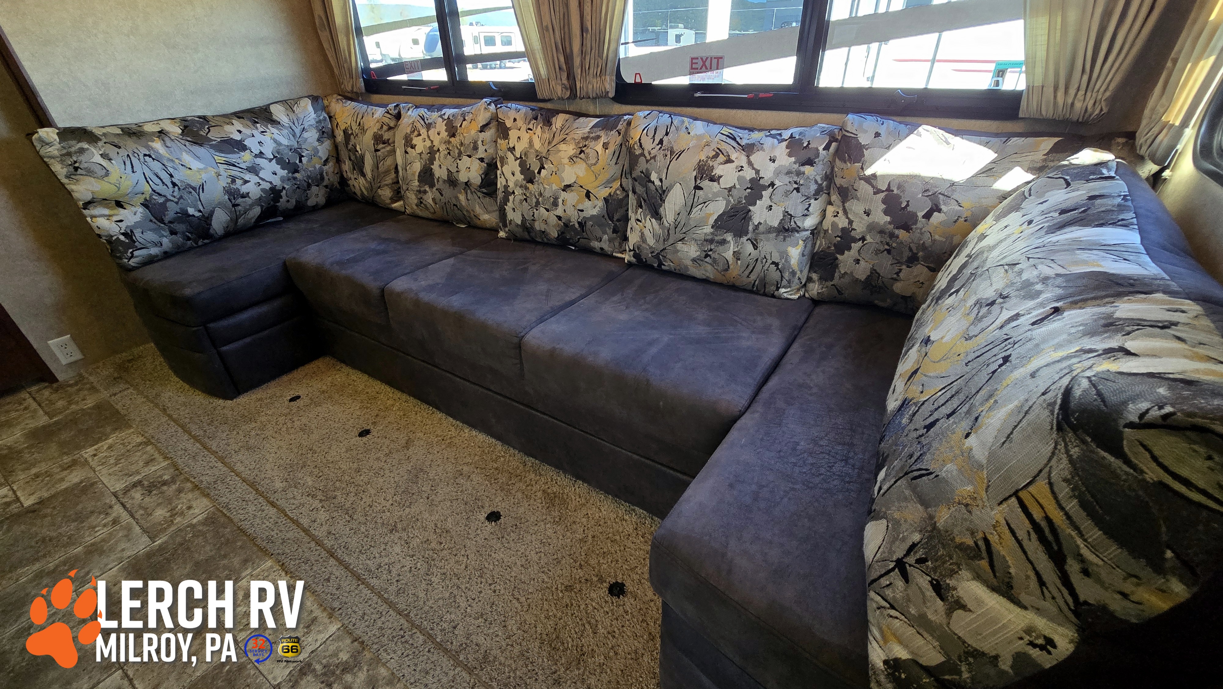 2013 HIGHLAND RIDGE OPEN RANGE ROAMER RF367BHS - Image 10