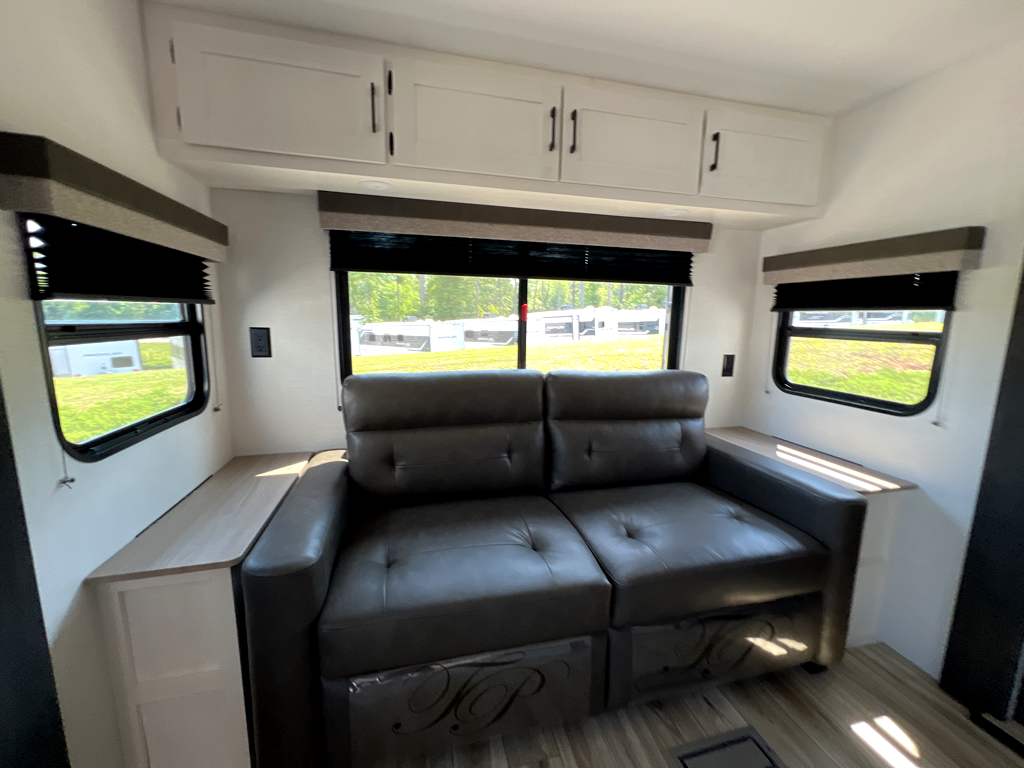 2026 VENTURE RV SIENNA 293VIK - Image 8