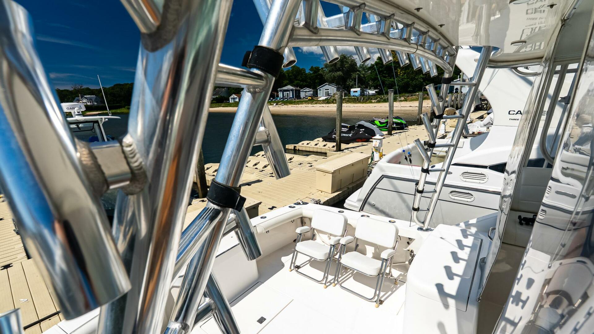 2008 Cabo 38 Express - Image 12