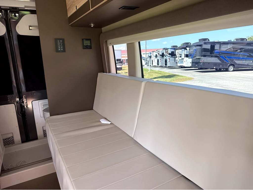 2027 ENTEGRA COACH ETHOS 20T - Image 16