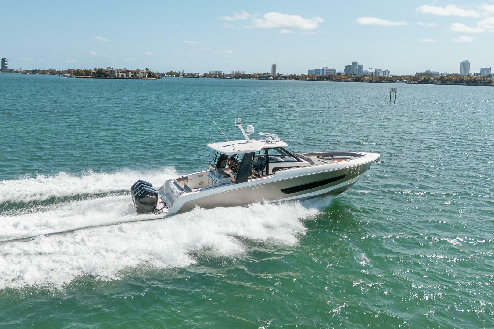 2023 Boston Whaler 420 Outrage - Image 38