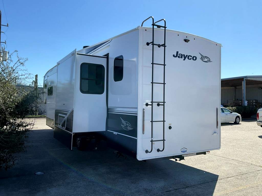 2026 JAYCO Eagle 367 TBTS - Image 35
