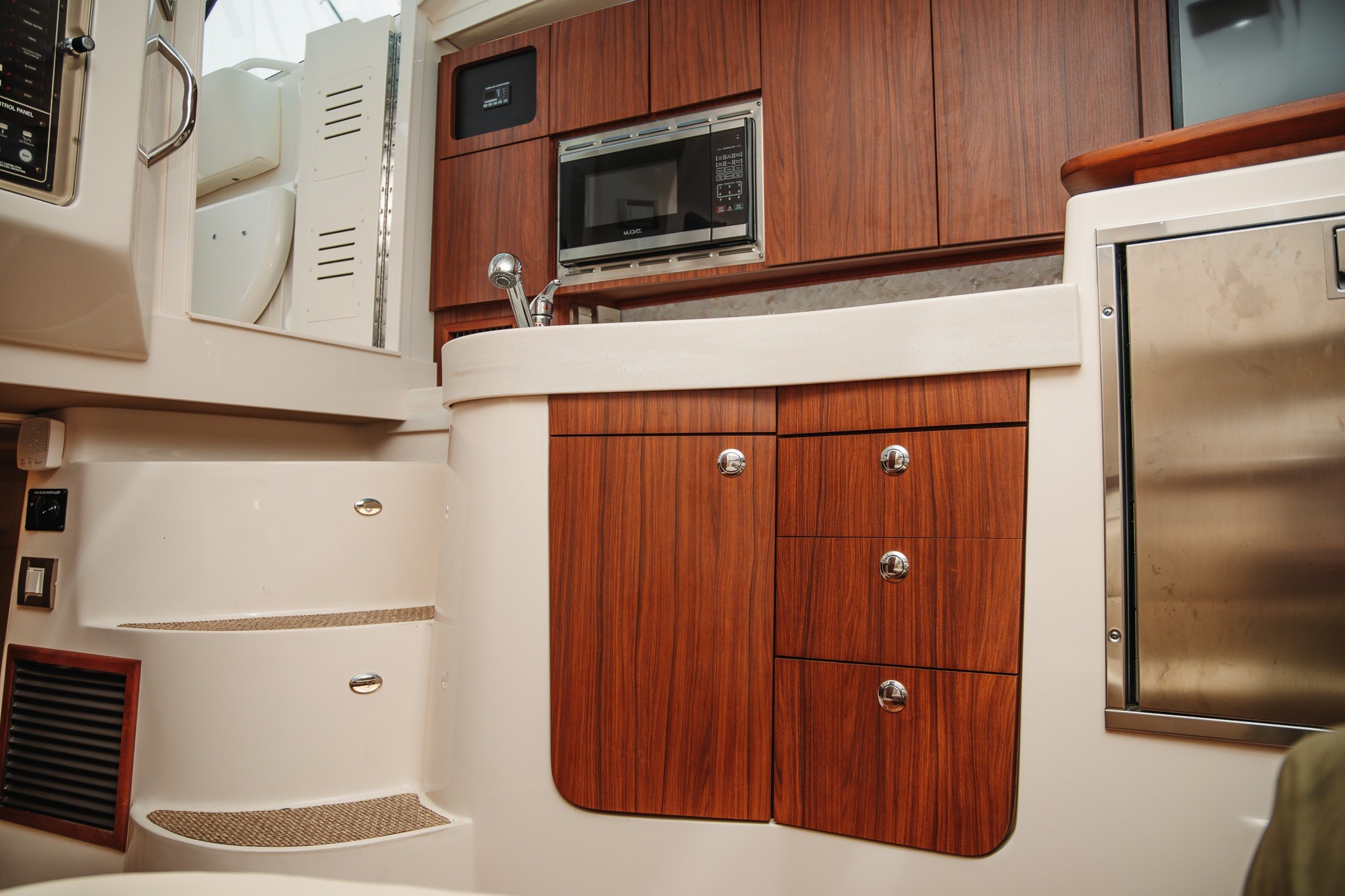2020 Grady-White Express 330 - Image 54