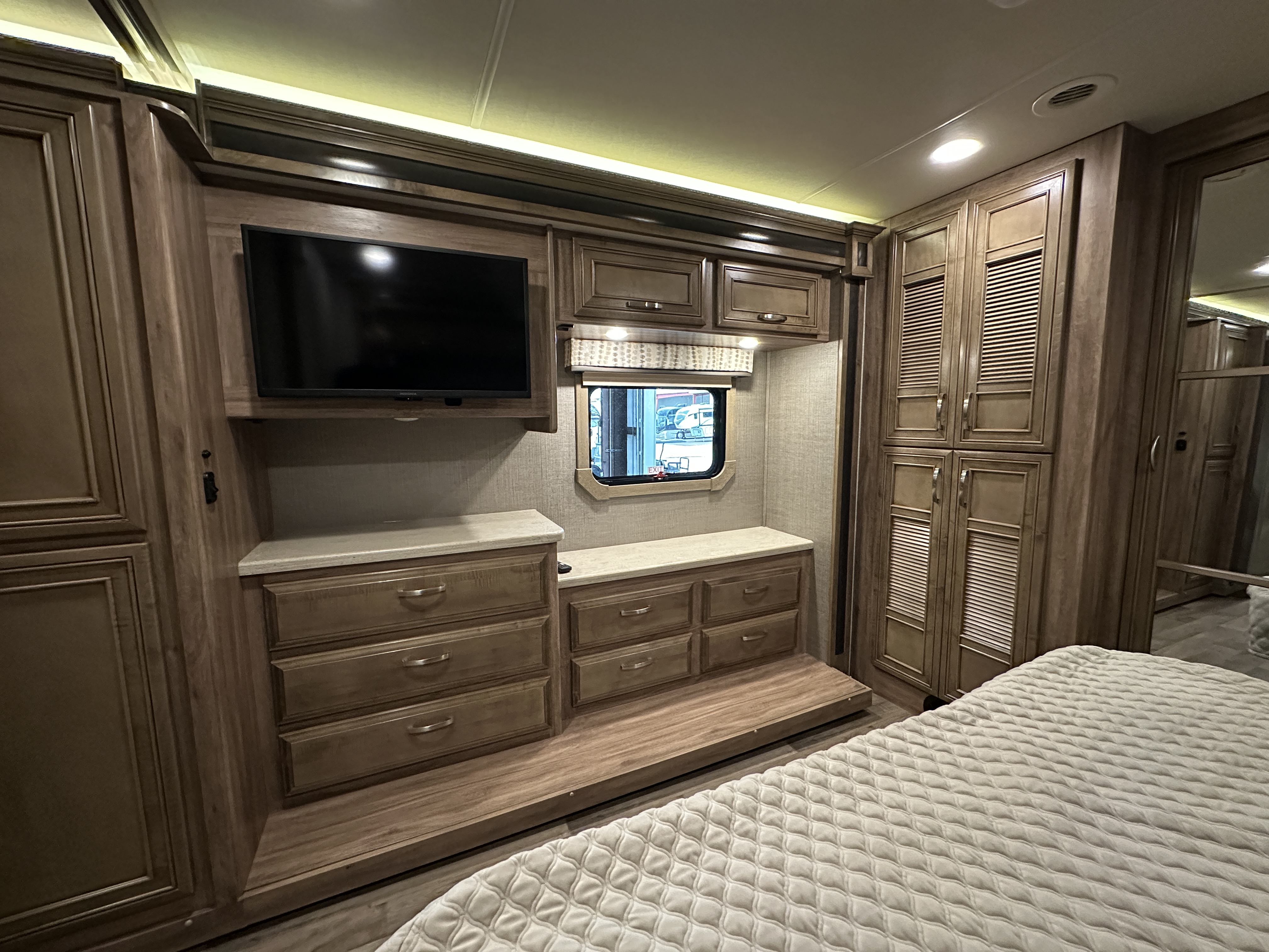 2021 JAYCO PRECEPT 36H - Image 17