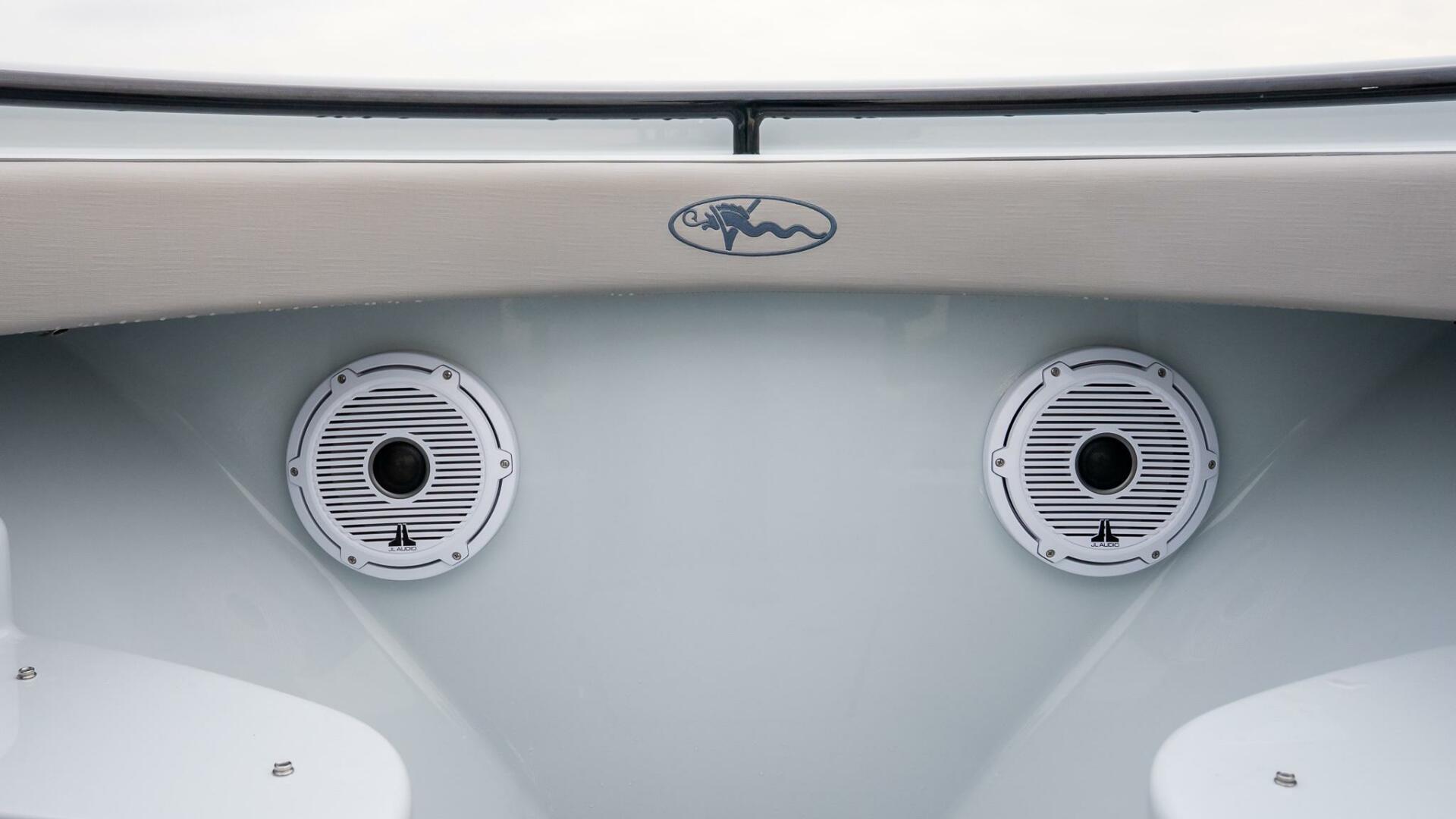 2023 Valhalla Boatworks V-33 - Image 39