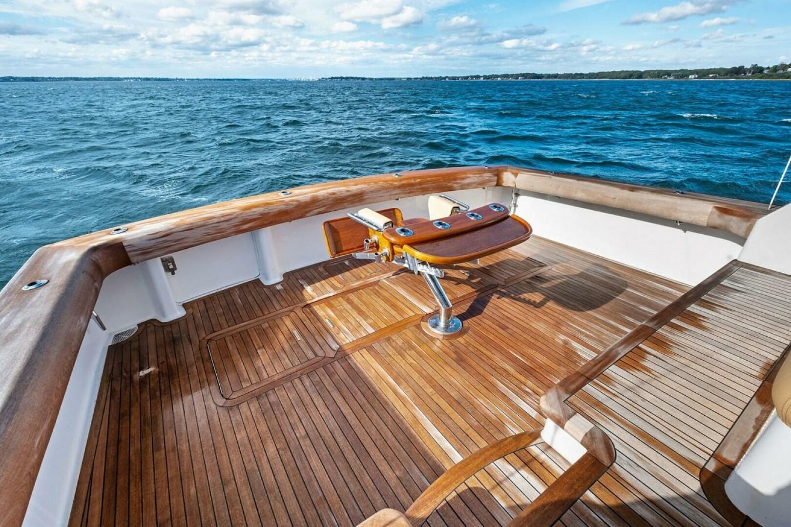 2001 Viking Sportfish - Image 9