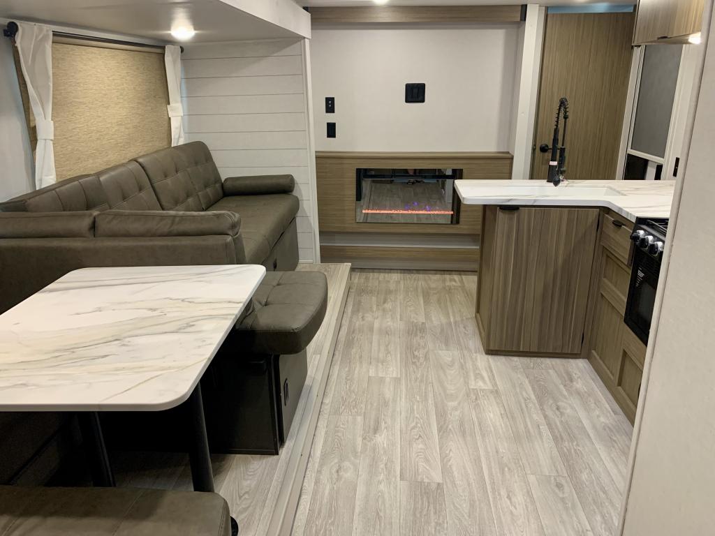 2027 Forest River Salem Cruise Lite 28VBXL - Image 44