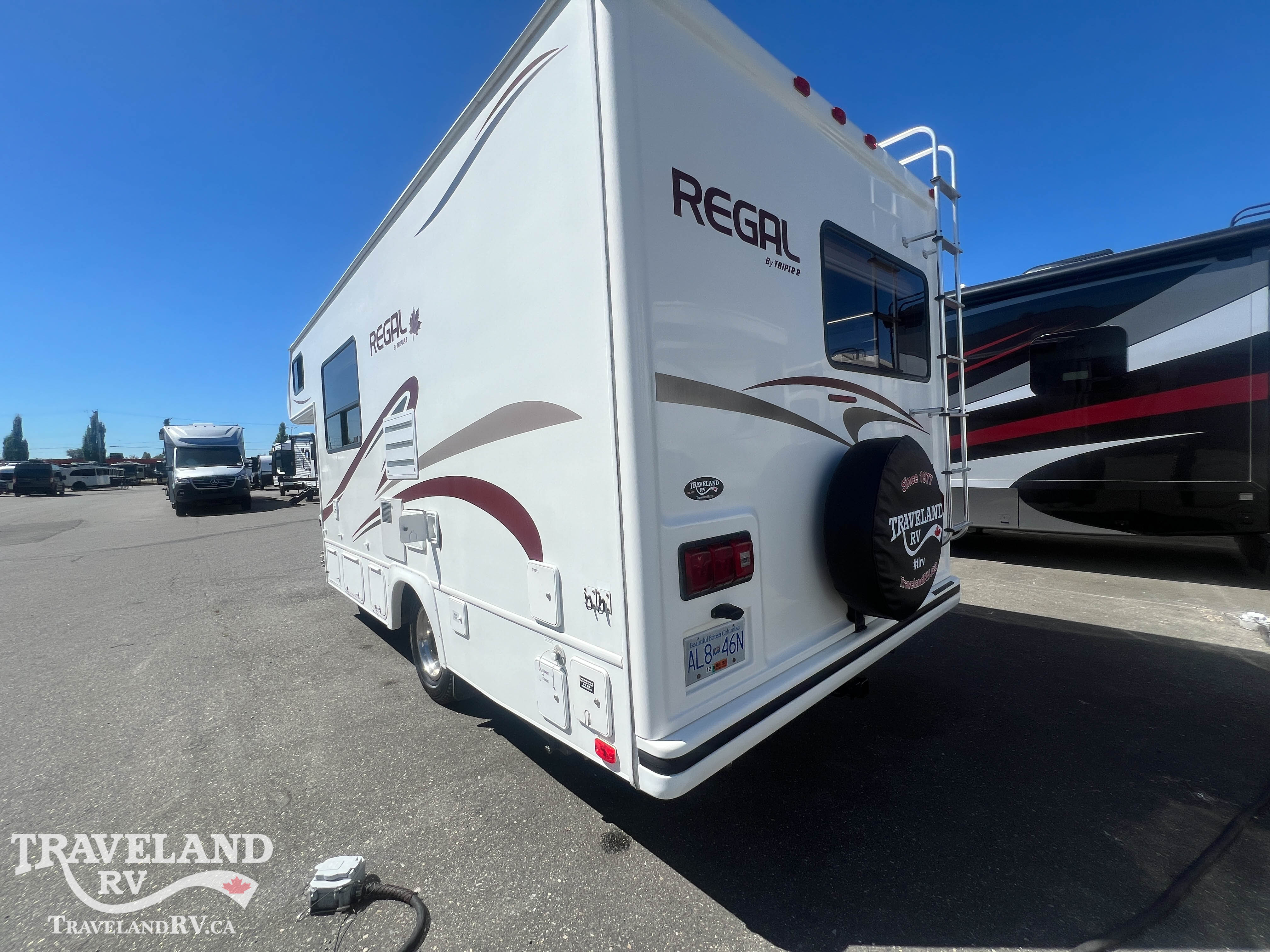 2010 TRIPLE E REGAL C21 HMS - Image 7